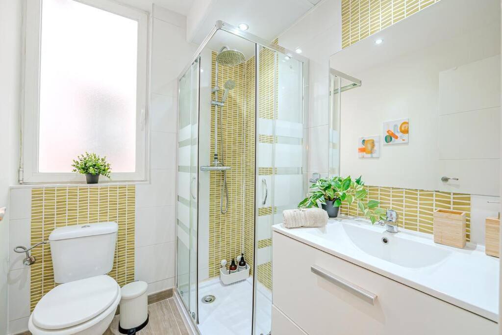 Terraza & Confort En Ubicacion Inmejorable! Madrid Ngoại thất bức ảnh